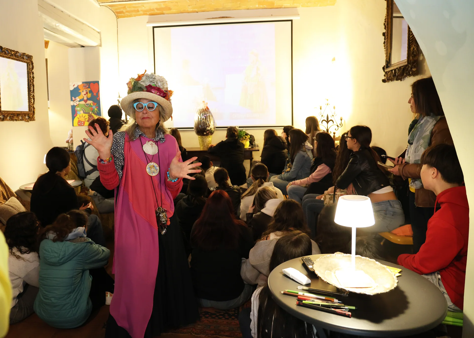 Zia Caterina anima un incontro alla Fondazione