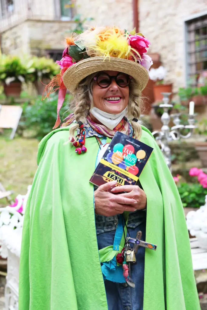 Zia Caterina mostra il libro Taxi Milano25